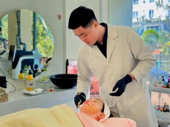 Cấy Điêu Khắc Mày